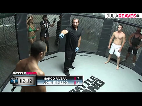 ❤️ Ultimate Fighter akimtosa msichana nambari baada ya pigano ulingoni Pono ya kupendeza ☑