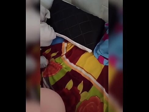 ❤️ Mwenzangu anakaa peke yake nyumbani kwa sababu mume wake anaenda likizo na mimi huchukua nafasi hiyo kumlamba na kumjaza maziwa. Pono ya kupendeza ☑